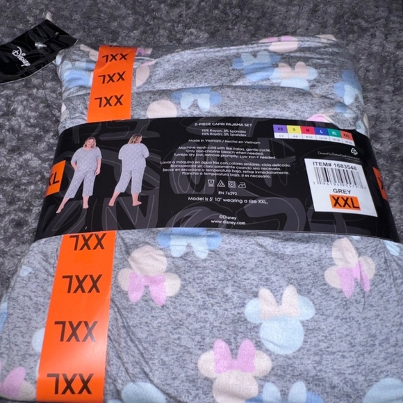 NWT DISNEY Character Womens 2-piece Pajamas & Loungewear Set XXL Gray - Picture 5 of 8